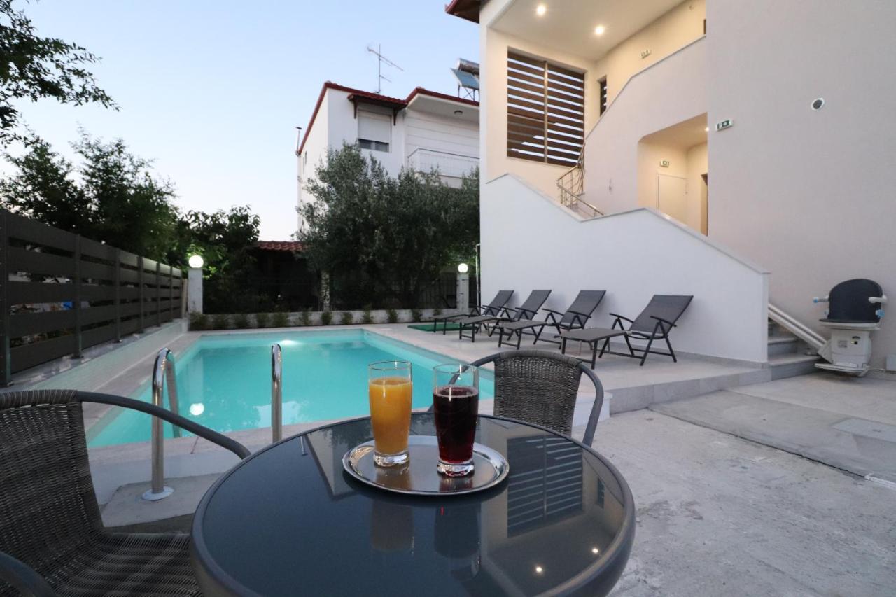 Sunshine Rooms And Suites Vrasná 외부 사진