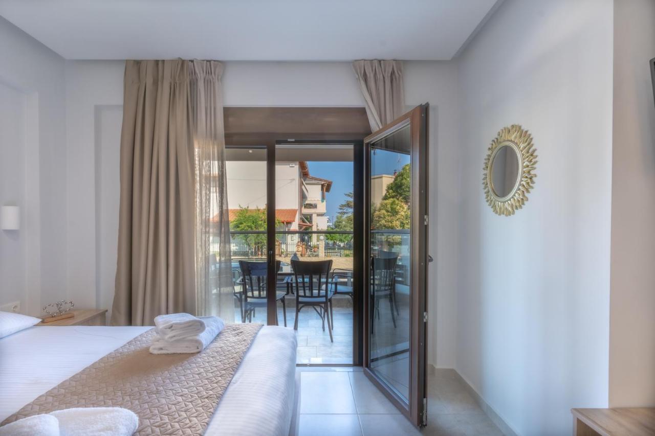 Sunshine Rooms And Suites Vrasná 외부 사진
