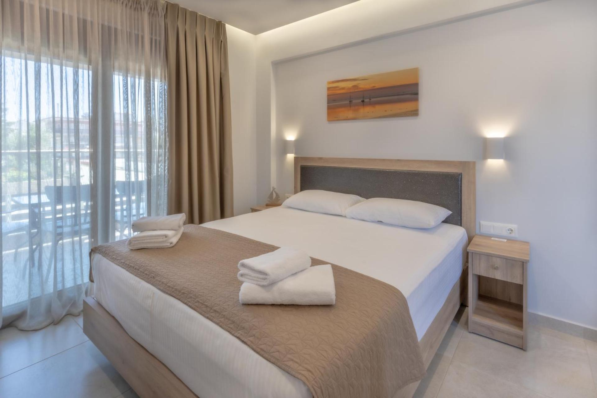 Sunshine Rooms And Suites Vrasná 외부 사진