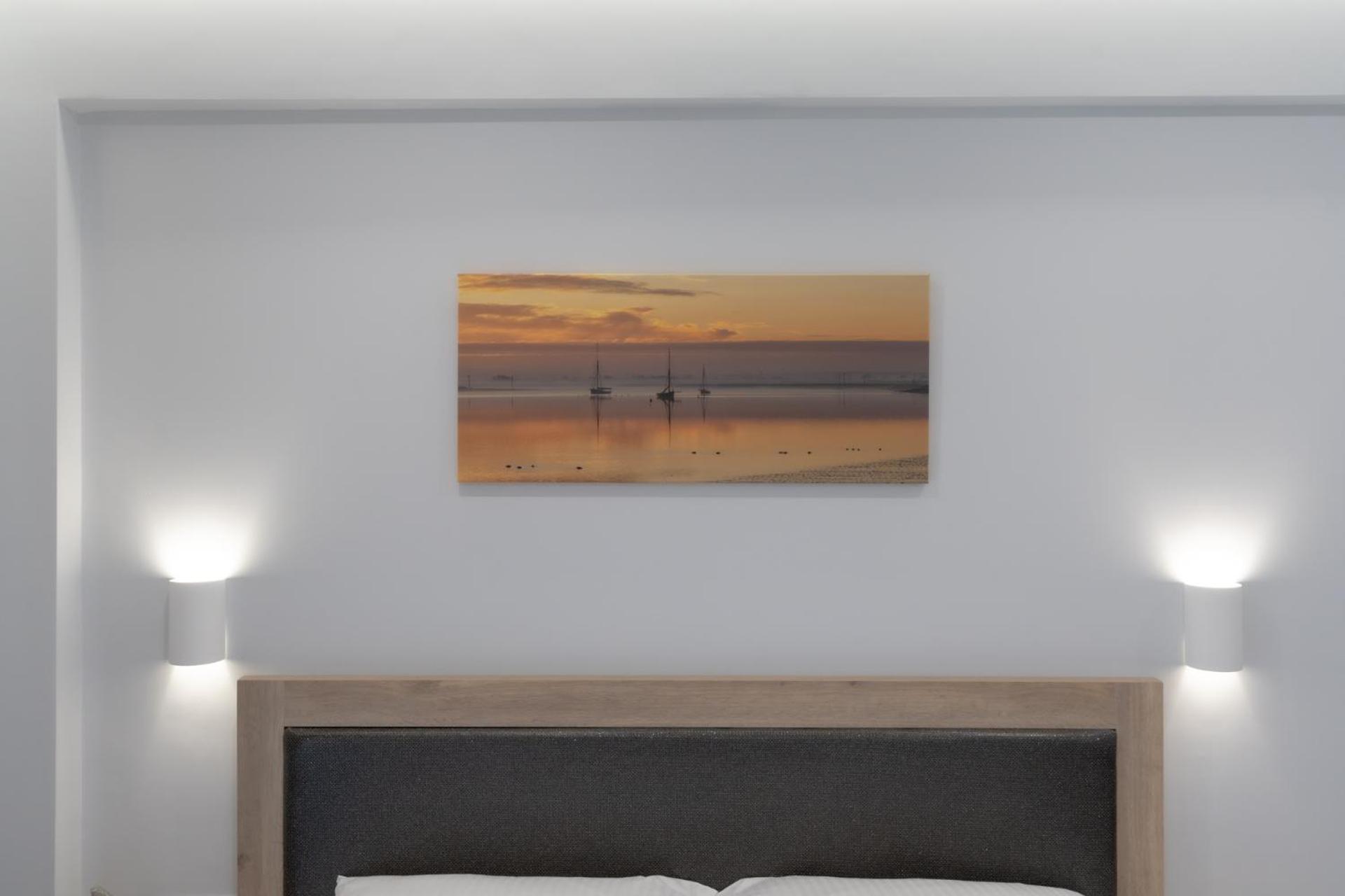 Sunshine Rooms And Suites Vrasná 외부 사진