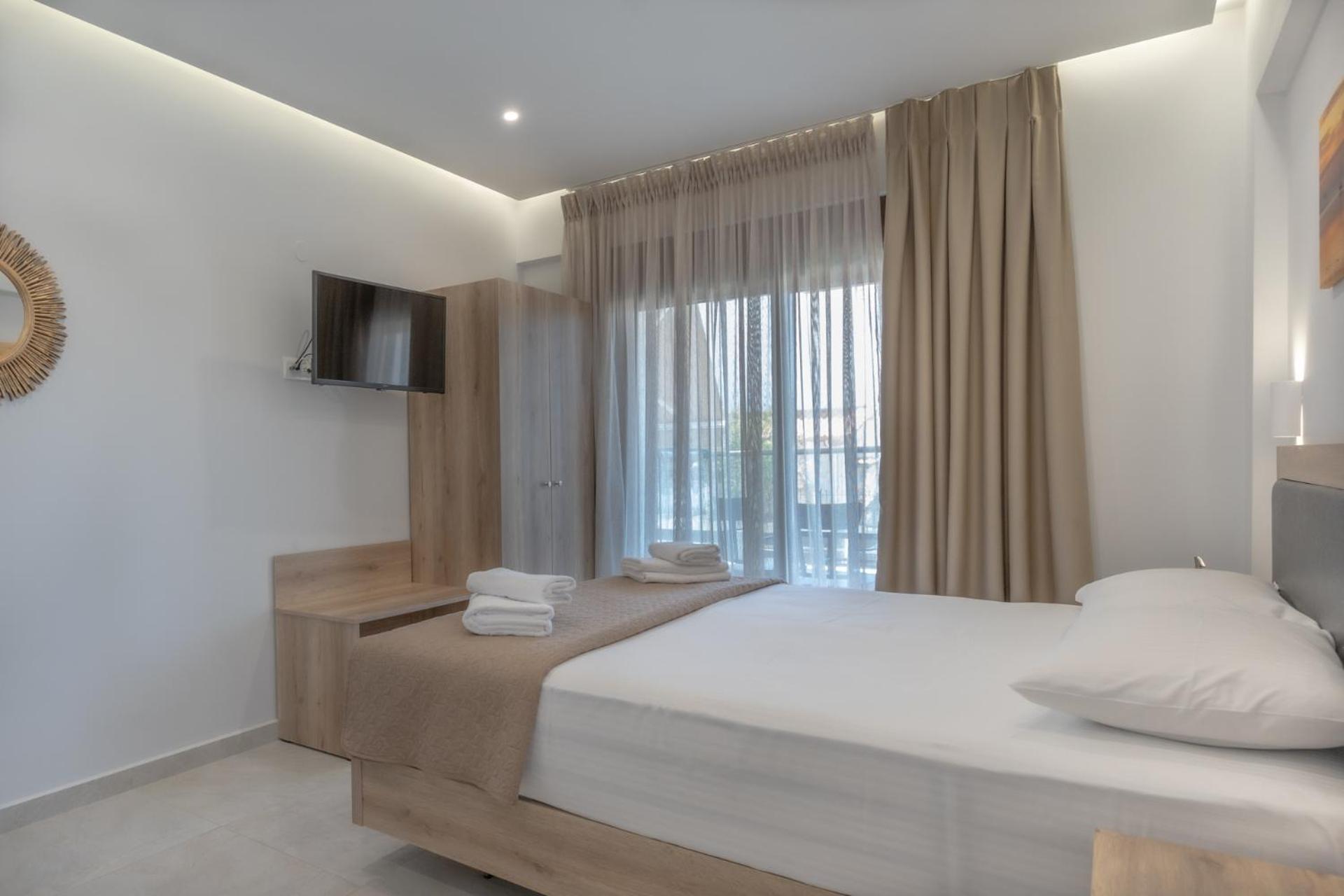 Sunshine Rooms And Suites Vrasná 외부 사진