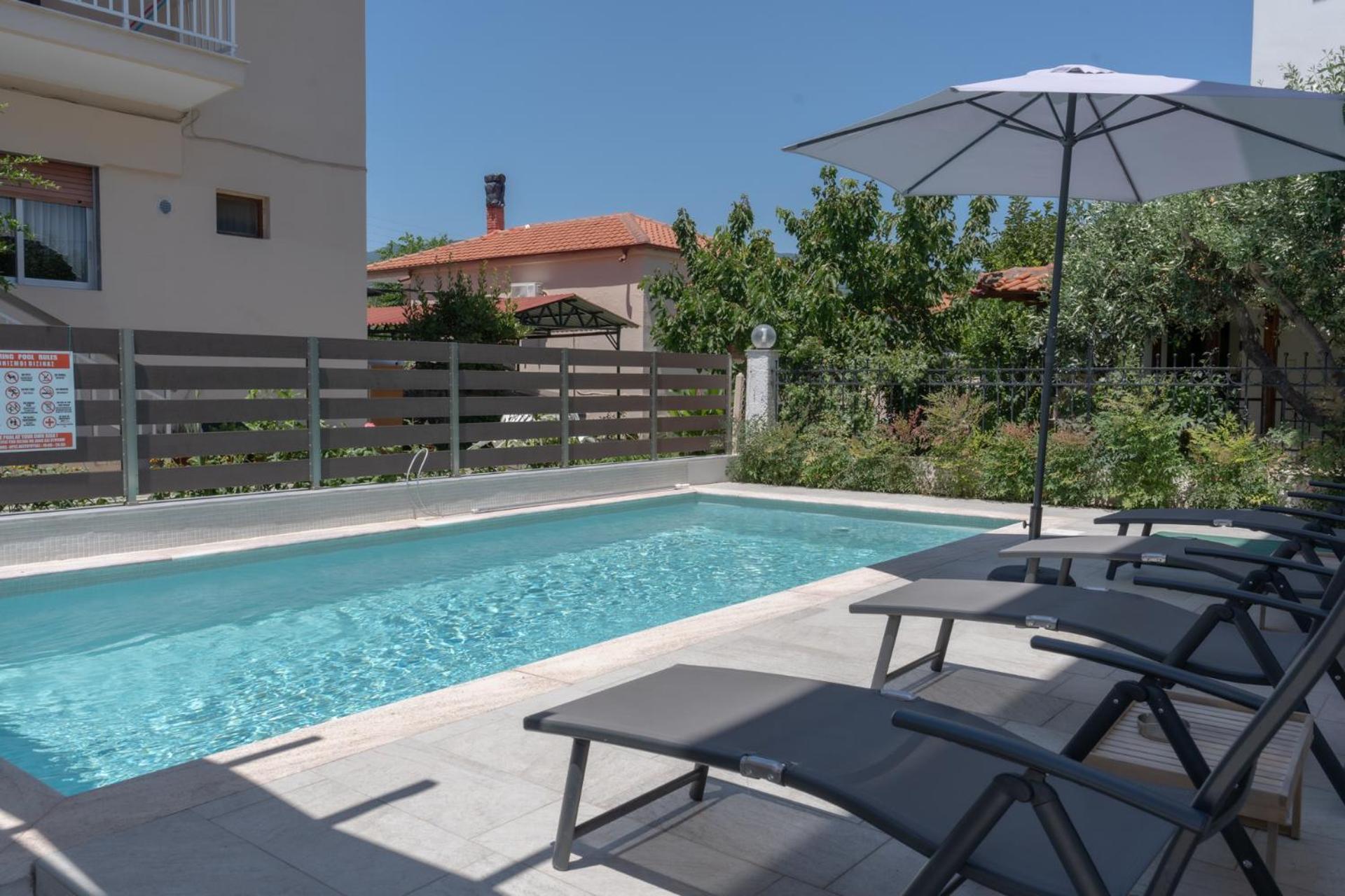Sunshine Rooms And Suites Vrasná 외부 사진