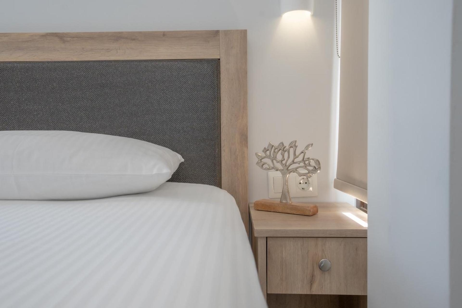 Sunshine Rooms And Suites Vrasná 외부 사진