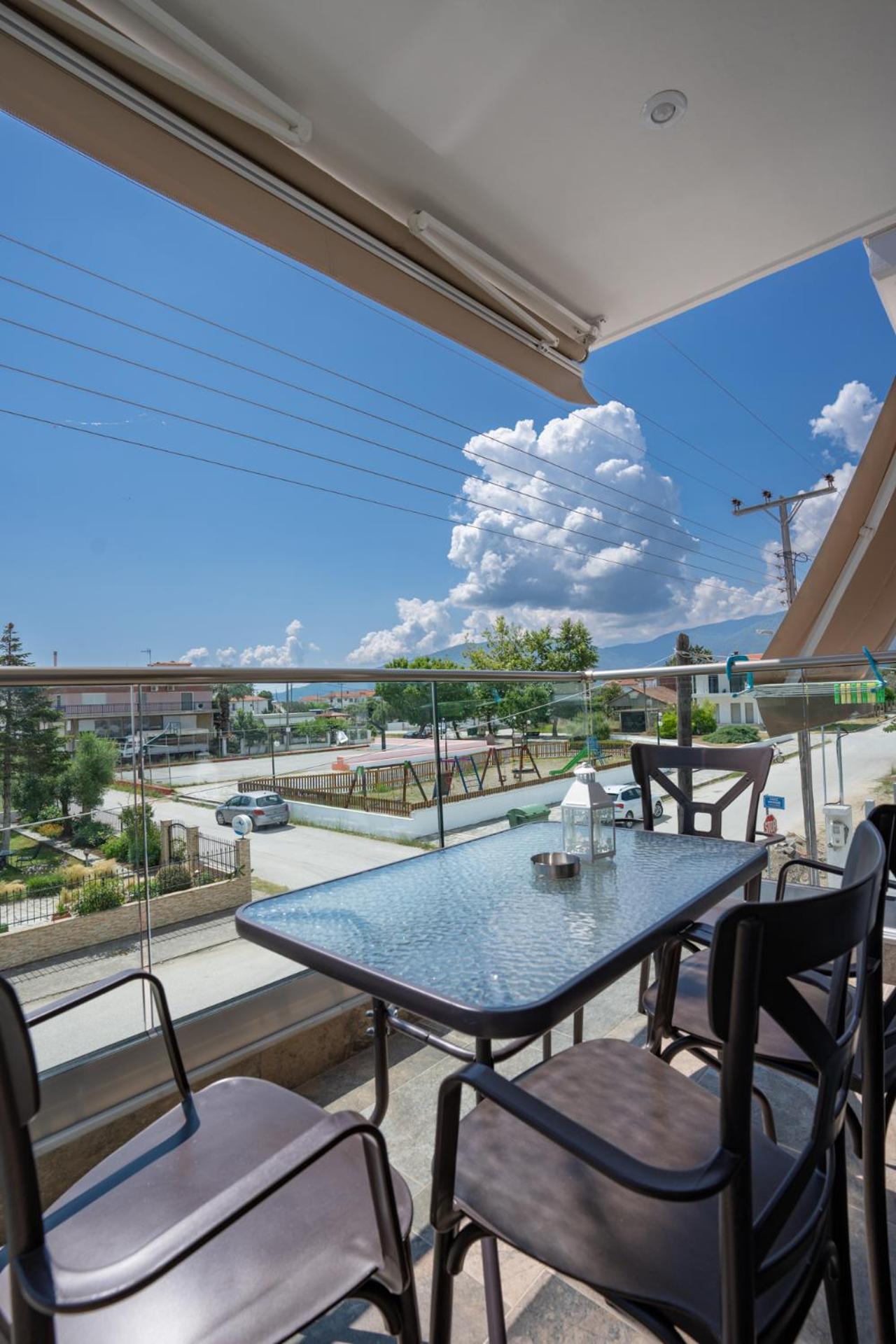 Sunshine Rooms And Suites Vrasná 외부 사진